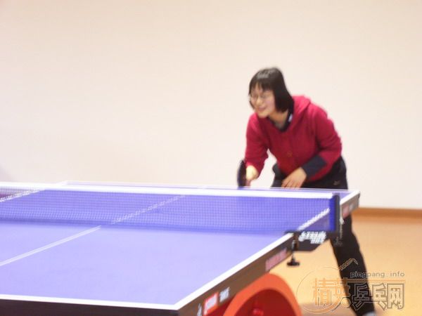 首届全省女子乒乓球大赛实况图片,全是美女~[